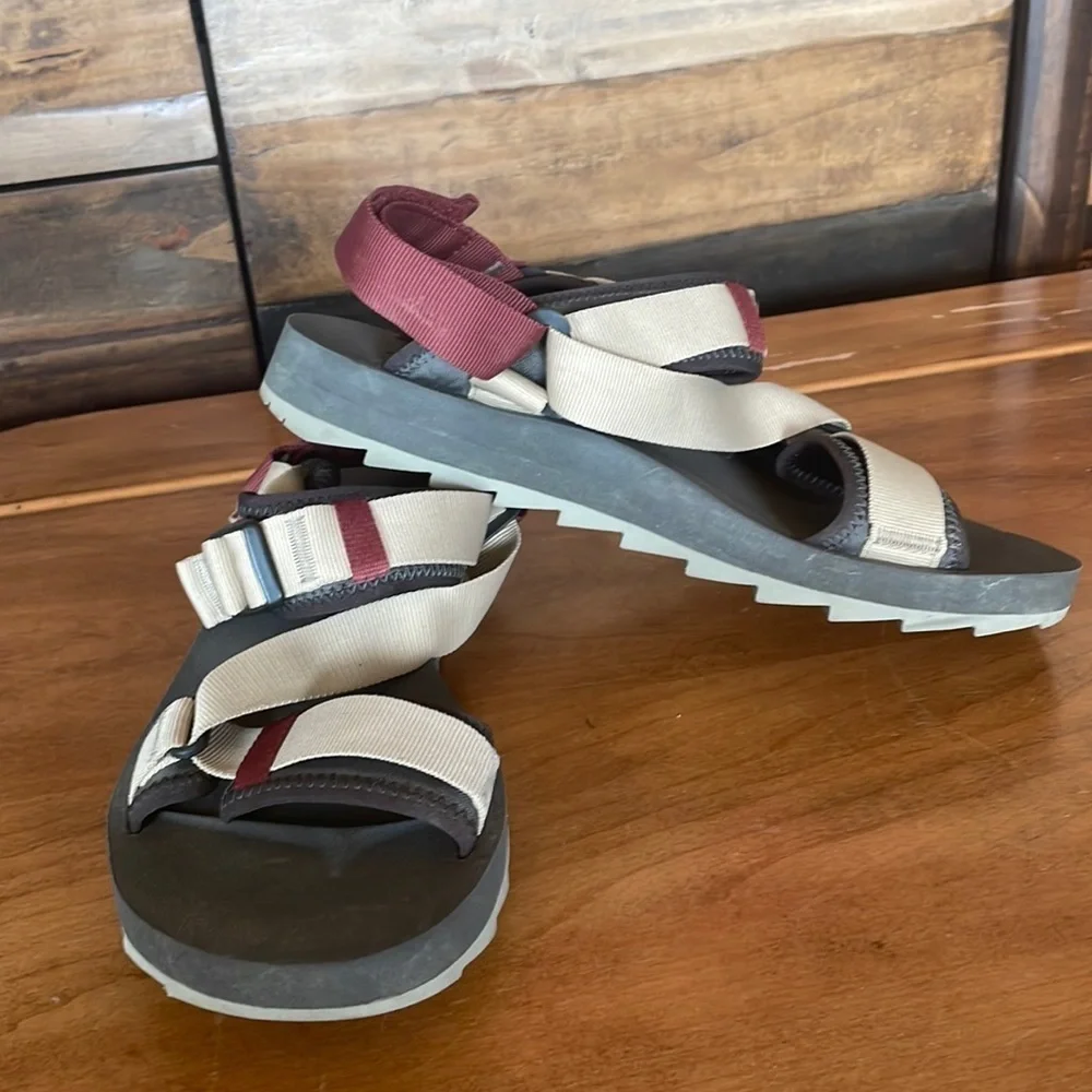 Merrell Sandals Size 11